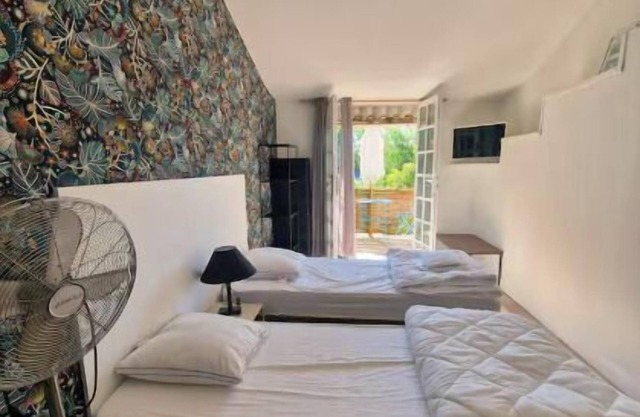 Le Studio 2 person accomodation