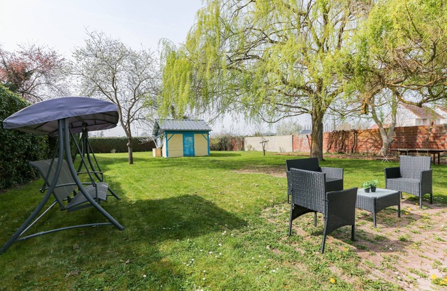Le Vexin - Two Bedroom Apartment, Sleeps 5