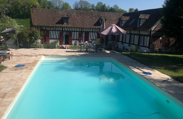 "Le Viverlot" Charming farmhouse on the edge of the village
