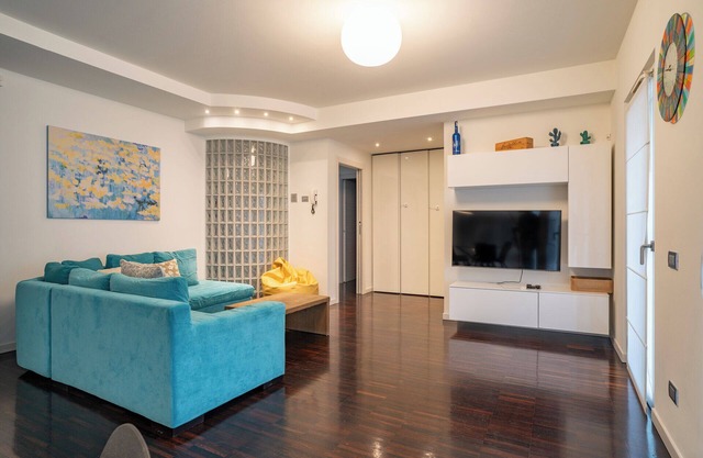 Lecco Center - Authentic yet modern retreat