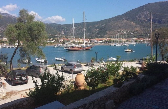 Lefkada Nydri Geni. Well-equipped two-room apartment sleeps 4 p.t
