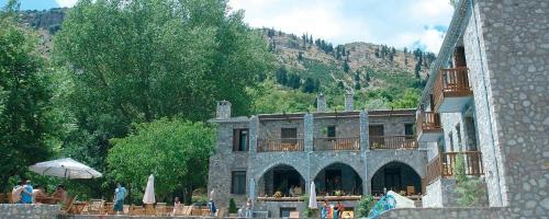 Lefteri's & Loukia's Guesthouse in Tzoumerka with Pool