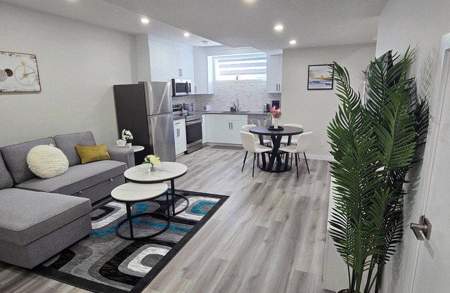 Legal One Bedroom Basement Suite with a Seperate Entrance and Full Kitchen