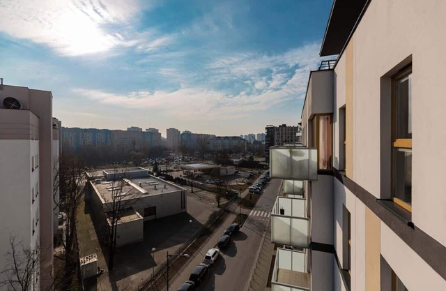 Lekka 3 | Sunny Apartment | Parking | Warsaw