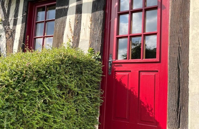 Les 3 soeurs" self-catering cottage (Le Lieu Thomain)