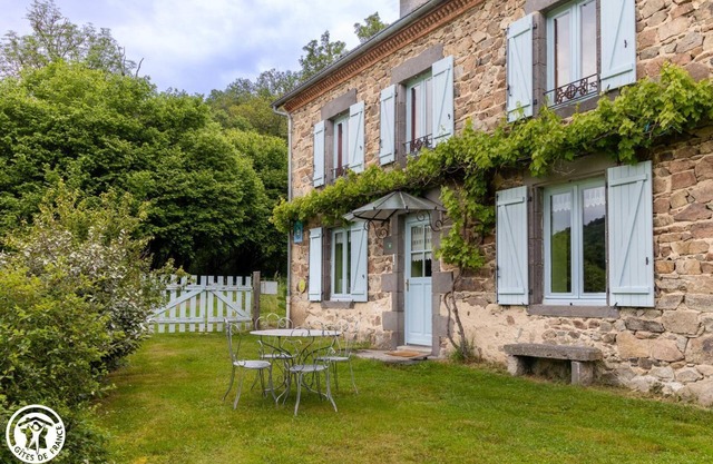 Les 4 Chemins - Saint-hilaire-la-croix