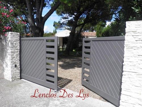 Les Fleurs De Lys, Villa Chic L'enclos Des Lys, Proche de la Mer, Linge Inclus