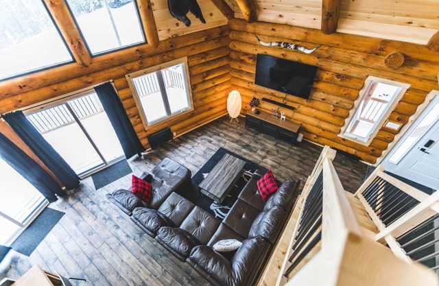 LES GRANDS BOIS - BRAND NEW MODERN LOG CABIN NEAR THE SKI RESORT