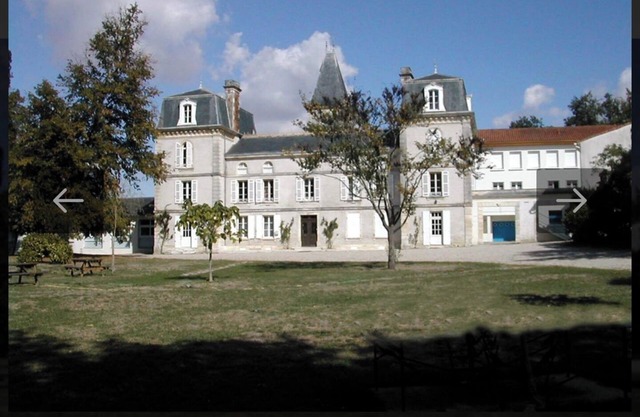 LES LOGIS DU CHATEAU MARIE VICTORIA on the way to ST-JACQUES-DE-COMPOSTELLE