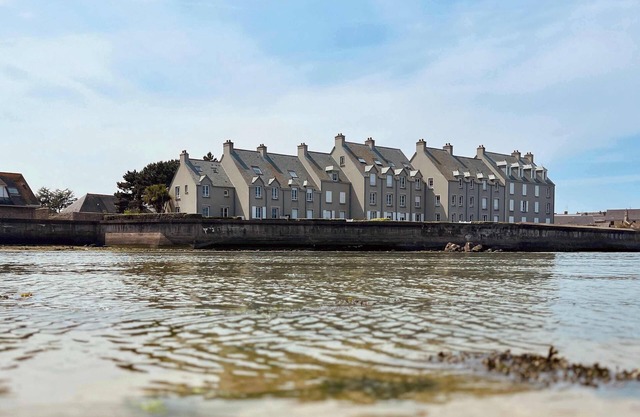 Les pieds dans l eau Home - Waterfront Stay