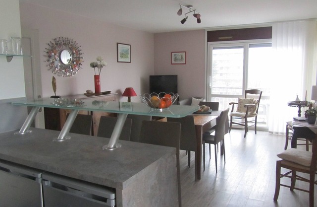 "Les Rousserolles"- Between LAC du BOURGET and CHAMBERY, T 2 (64m2), 3 stars NN