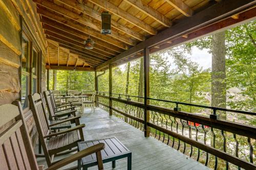 Less Than 1 Mi to Lake Cabin with Hot Tub in Greentown!