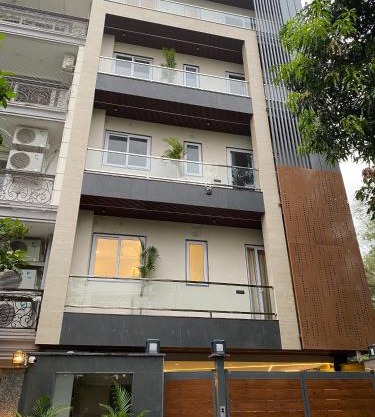Let'stay- DLF Phase 1 Gurugram