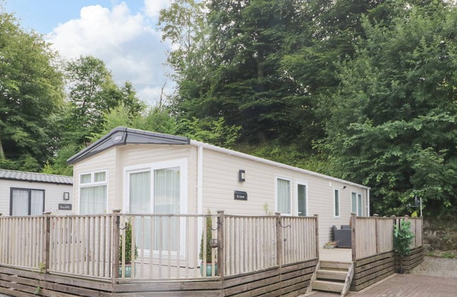 LEXI, family friendly, with a garden in Great Broughton, Cockermouth