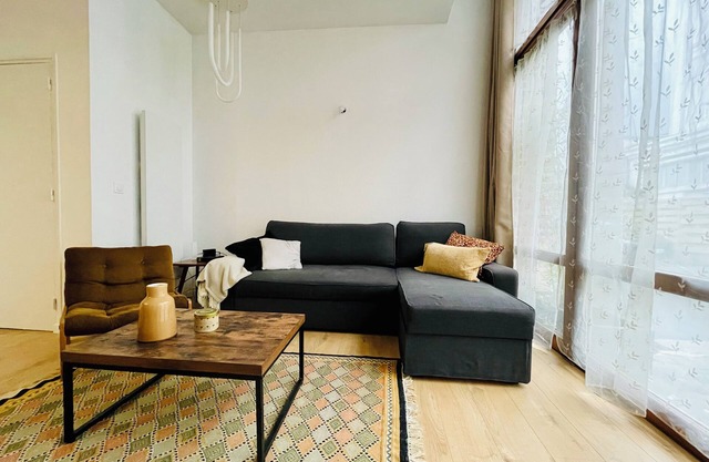 Liberté - Large apartment for 4 people with parking Lille Center