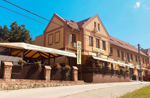Libra Hotel