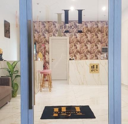 Life Hotel