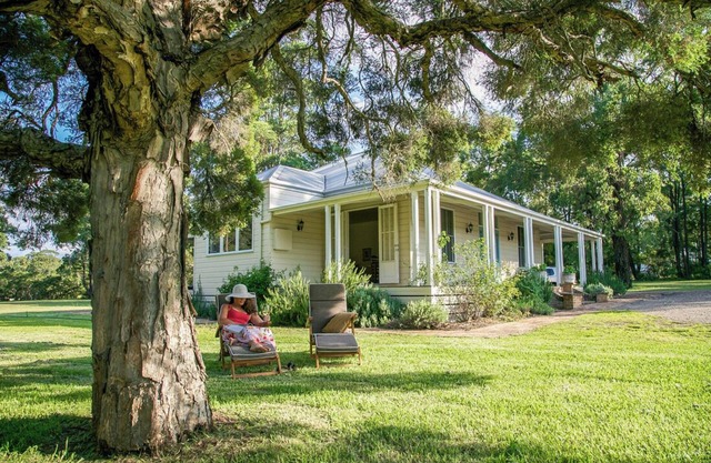 Lillians on Lovedale