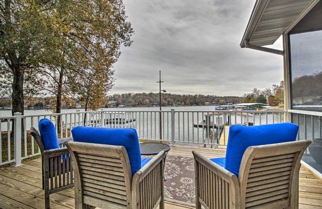 Lily Pad Oasis with Dock on Lake of the Ozarks!