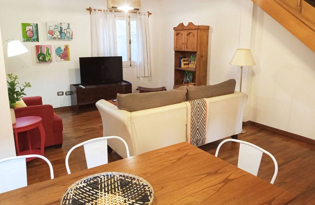 Lindísimo y tradicional duplex en complejo privado