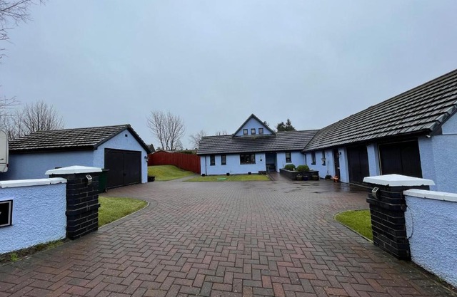 Lindas Retreats Self catering accommodation 1 bedroom cottage or 3 bedroom House