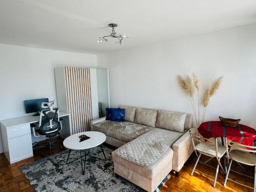 Linden Alley Retreat Sarajevo with free parking