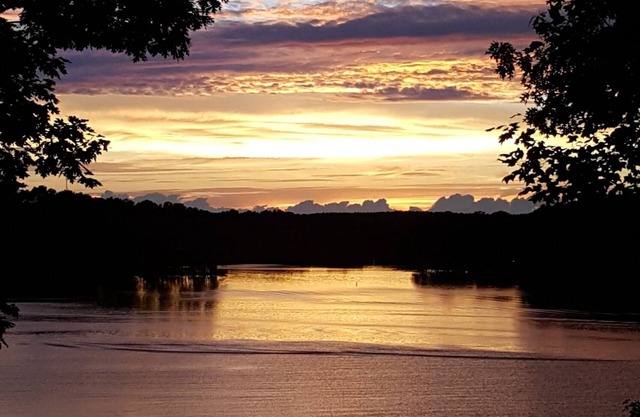 Linger Longer - Beautiful sunsets and stunning lake views.