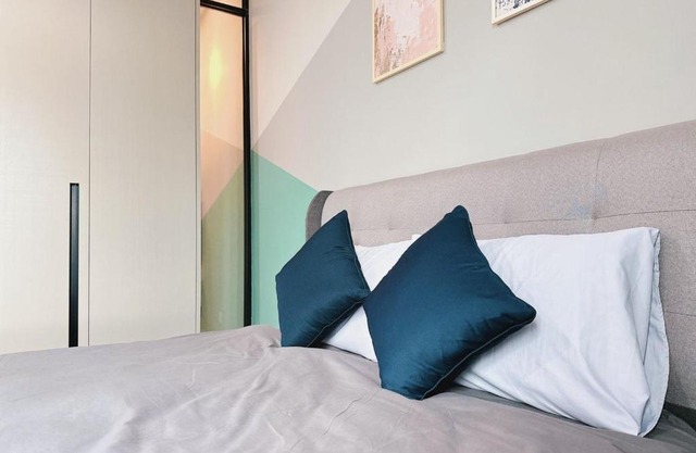 LinQ KLCC Datum Jelatek link LRT and Shipping Mall