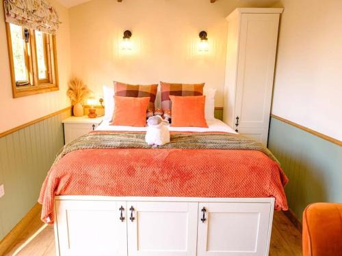 Lintmill Lodges - Heather Shepherds Hut