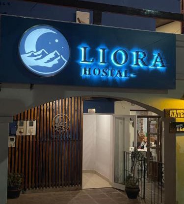 LIORA Hostal