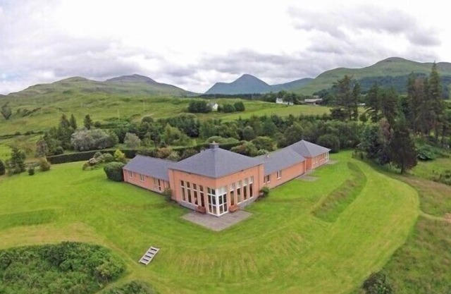 LITTLE GLENFORSA, family friendly in Salen, Isle Of Mull