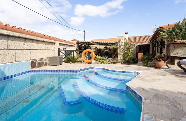 Live Casa Rural El Cango