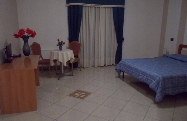 LIVE SPA SUITE - ROYAL HOTEL