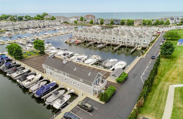Live the marina life in New Buffalo!