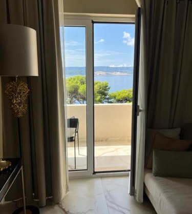 LIZA I Sea View