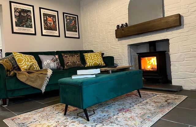 Llansteffan - Pet Friendly 2-Bed House, Sleeps 4