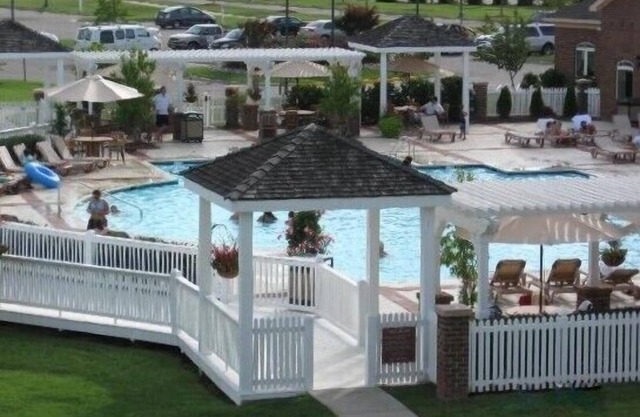 Located in the Heart of the Williamsburg!