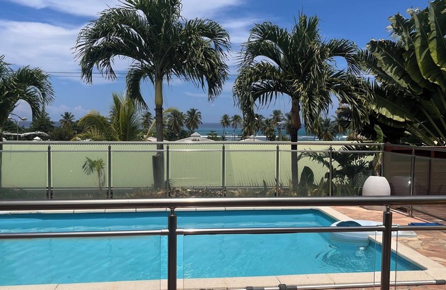 Location close to the beach 2minutes walk ideal for two people