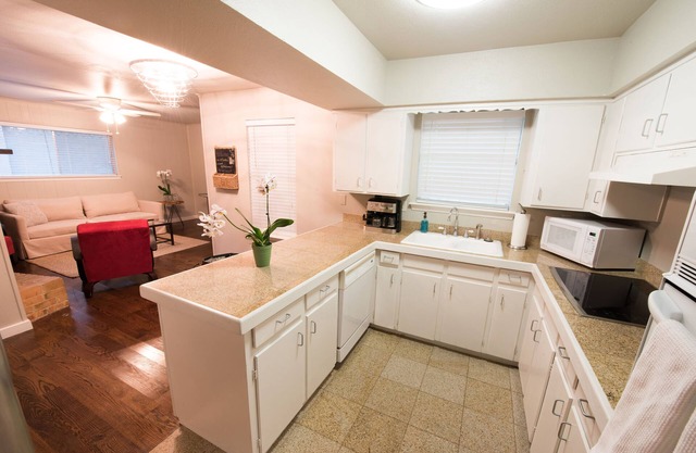 Location! Tastefully Updated 2-2 Lakewood Duplex, 1/2 mile to White Rock Lake