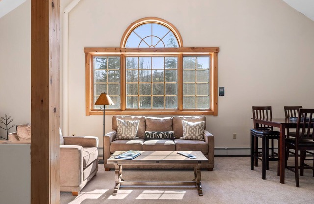 Lockwood Loft, Unique, Cozy and Close to Sugarbush