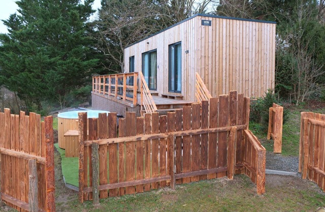 Lodge Brennus All Seasons