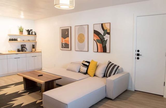 Lodge Deluxe Suite, High Creek Lodge, Outdoor Hot Tubs, Near Pagosa Springs