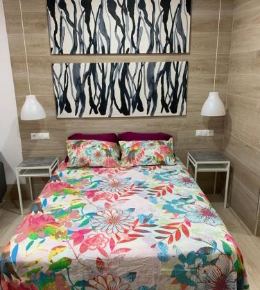 Loft a 3 minutos de la estación central de bus y tren