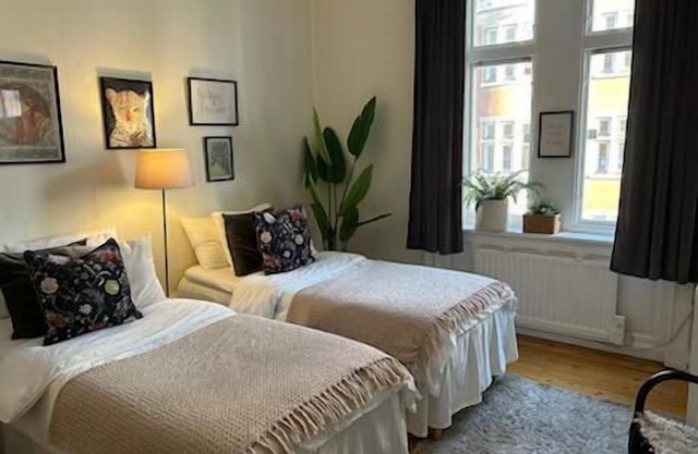 Loft - Sleeps 3 - WiFi - Close to Attractions