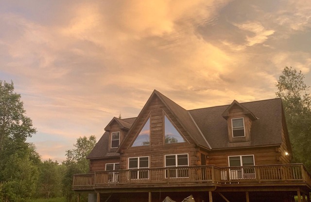 Log Home# w/Incomparable Peace, Serenity, Privacy And The First Class Amenities