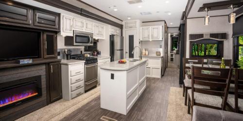 Logan Martin Lake Retreat