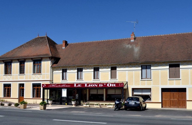 Logis Hostellerie du Lion d'Or