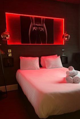 London, Jacuzzi 1 Bedroom Apartment