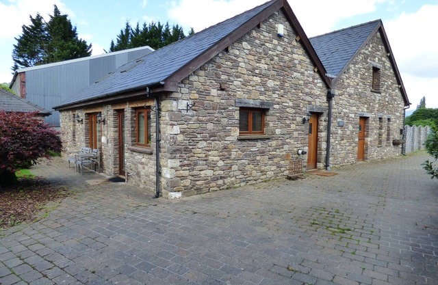 LONGSIDE, with a garden in Gilwern