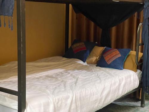Loop Top Đồng Văn Homestay
